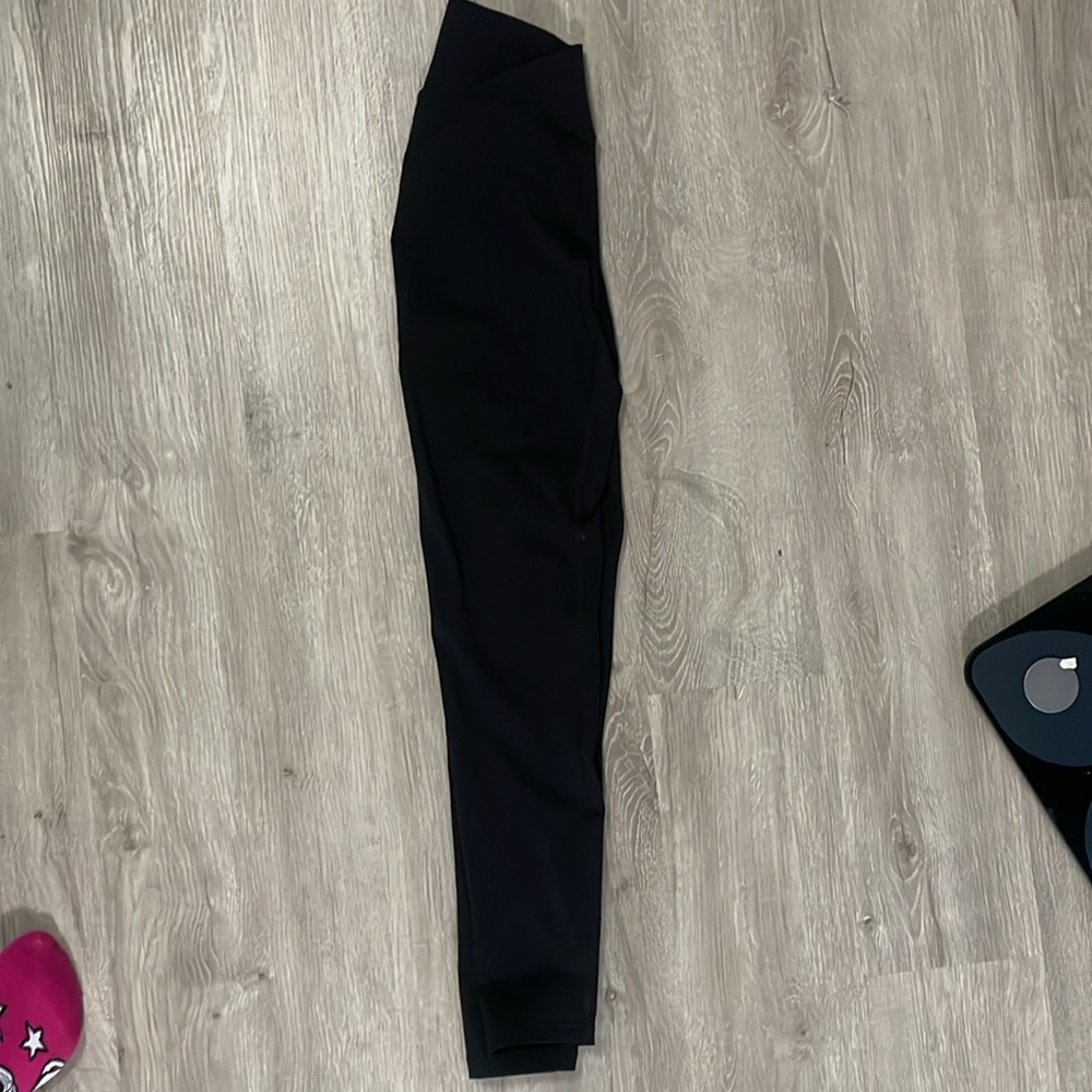 Alphalete black legging . Small size fits small - Picture 2 of 3